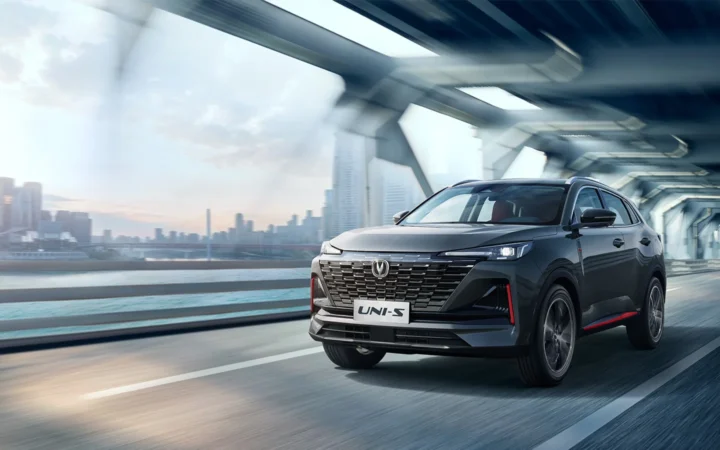 Changan CS55 Plus и UNI-S — официальный вид кроссовера